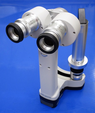 スリットランプ眼科用顕微鏡